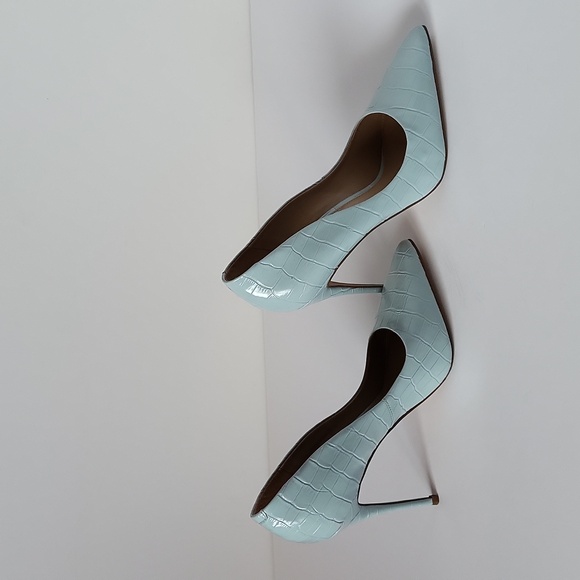 💃🏻Host Pick💃🏻 Steve Madden Daisie Crocodile Pumps - Picture 17 of 17